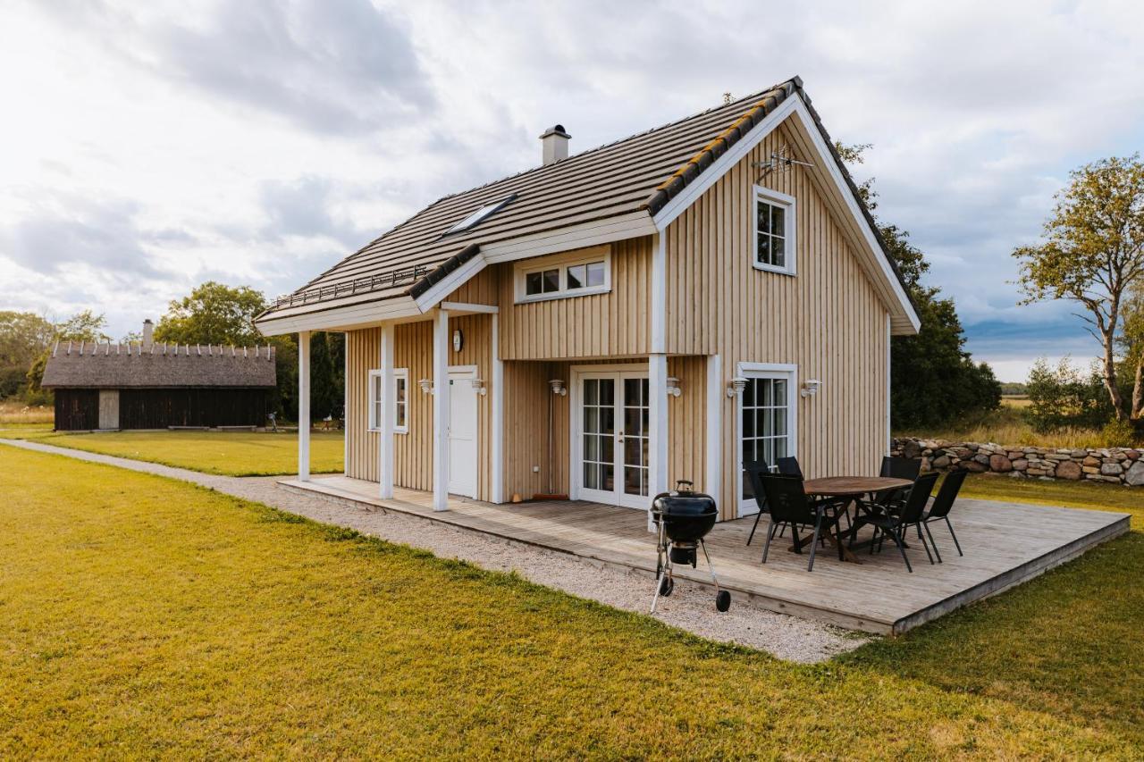 Holmiranna Holiday Homes Kungla Exterior foto